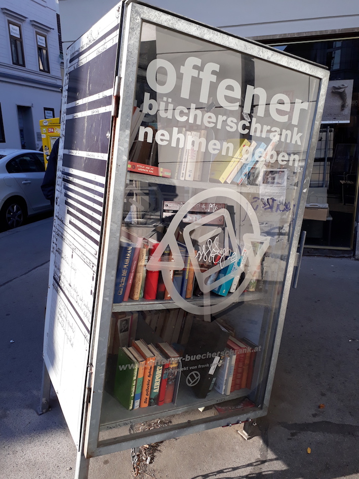 Offener Bücherschrank in Wien