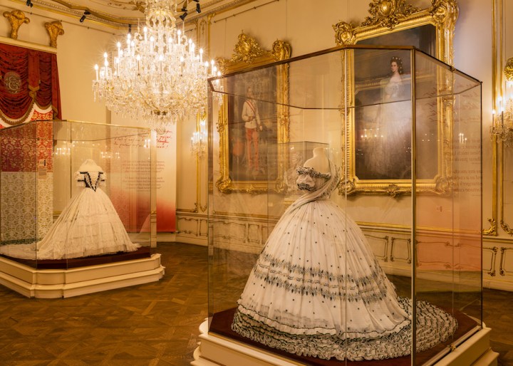 Sisi_Museum_Replik_des__Polterabendkleides