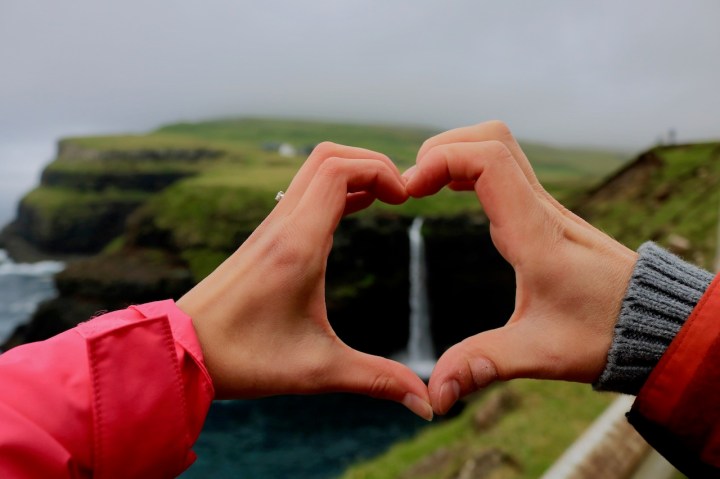 Roadtrip Färöer-Inseln_Sehenswürdigkeit_Mulafossur Wasserfall