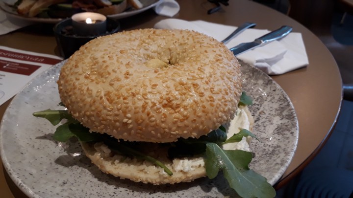 Torshavn_Café Kaspar_vegetarisch essen_Bagel