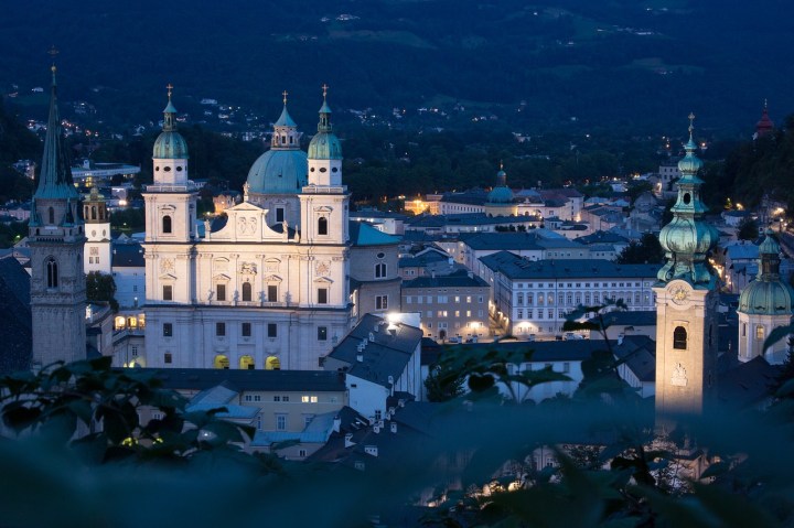 Salzburg zur Adventzeit _ Blick vom Mönchsberg