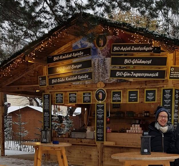 Weihnachtsmarkt-Altes-AKH-Uni-Campus-Wien-Christkindlmarkttour-Wien_die-schönsten-Adventmärkte-Österreichs.jpeg