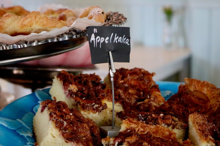 Fika auf Vaxholm_Äppelkaka