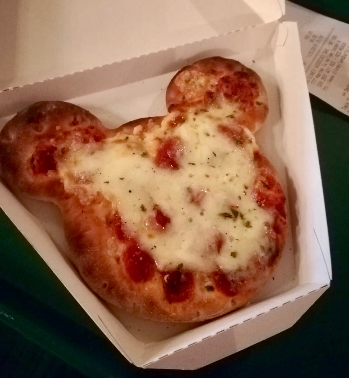 Disneyland Paris_vegetarisch Essen_Micky Mouse Pizza