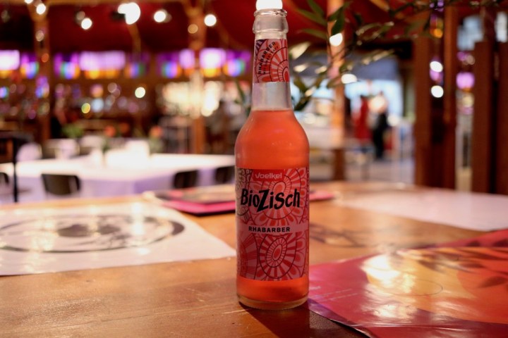 Essen und Trinken in Hannover_BioZisch_Rhabarberschorle