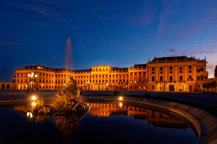 Schönbrunn Wien Fotospot Blaue Stunde